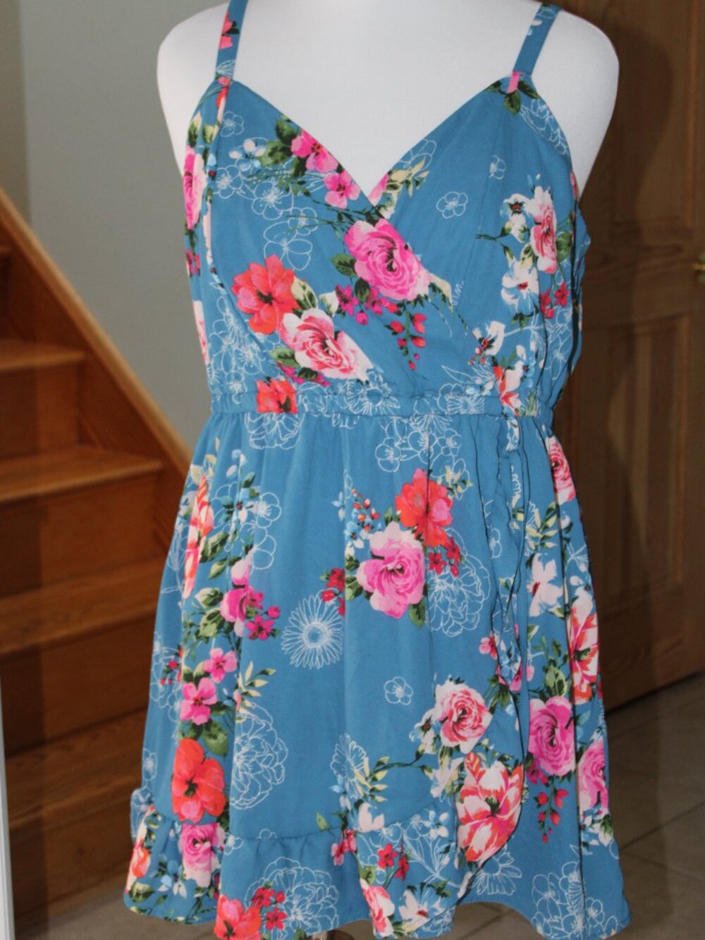 Torrid Blue Floral NWT SZ 0 L Women Summer Dress Lined Crepe Elastic Waist Back